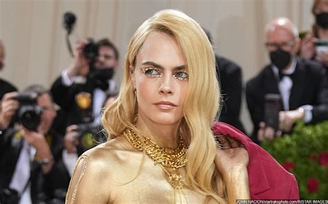 cara delevingne topless|Cara Delevingne attended the Met Gala topless and painted in gold